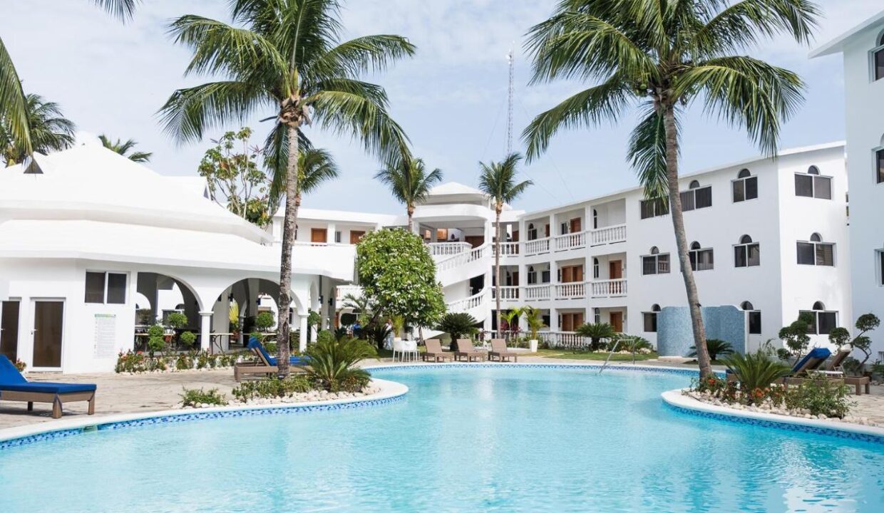 1.-Exterior