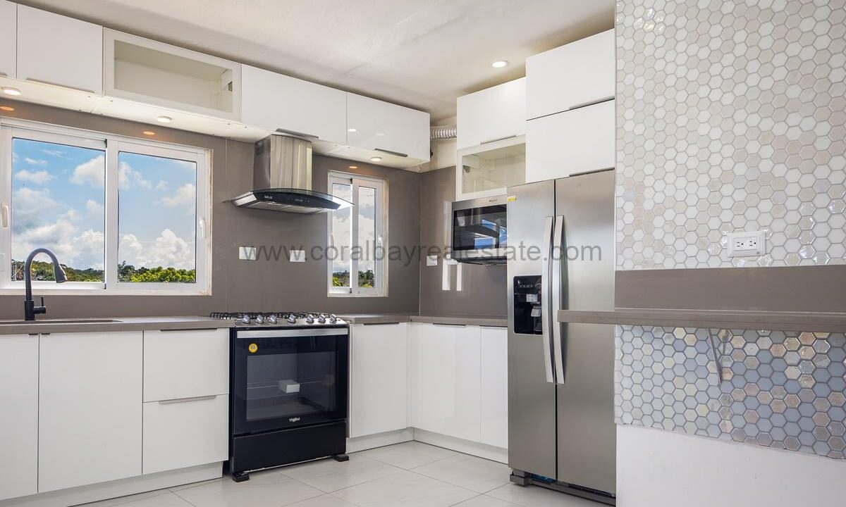 16-Kitchen
