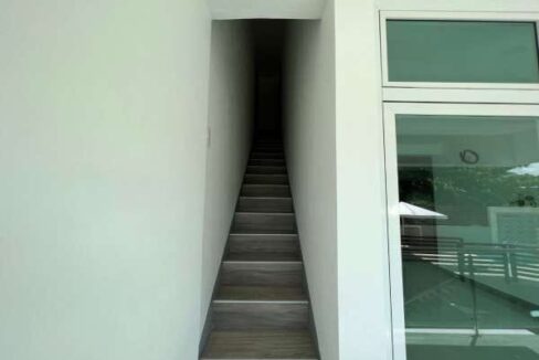 19_Steps_to_Penthouse.JPGw600h450fill-to-fitFFFFFFsrc-altnoimage2