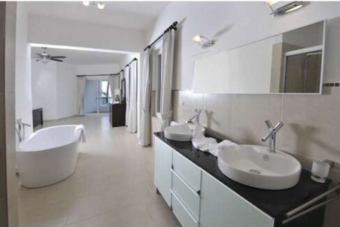 3992_master-bath.JPGw600h450fill-to-fitFFFFFFsrc-altnoimage2
