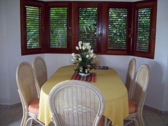 51229608024-592x444-1