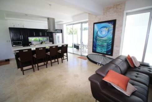 588_modernhome44