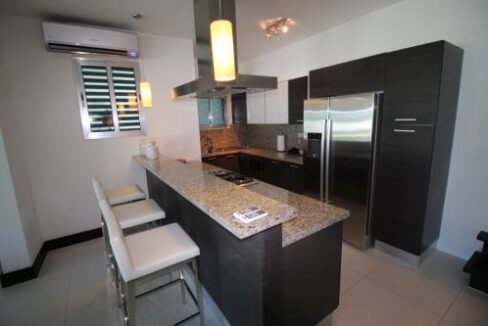 596_ultramoderncondo62