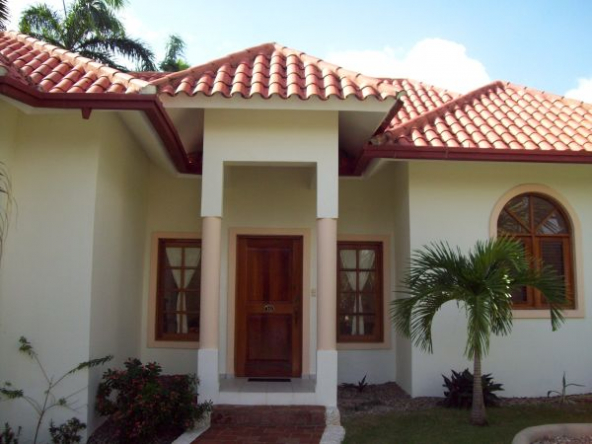 61229608024-592x444-1