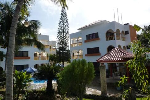 80_apartmentbuildingcabarete7
