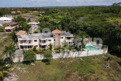 Apartment-Complex-Near-the-Beach-3