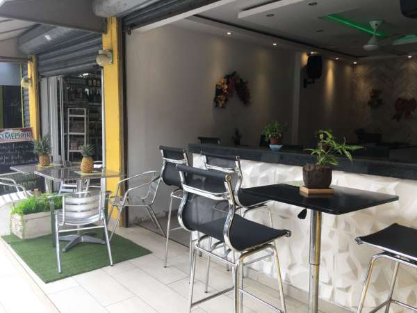 Barleft.JPGw600h450fill-to-fitFFFFFFsrc-altnoimage2