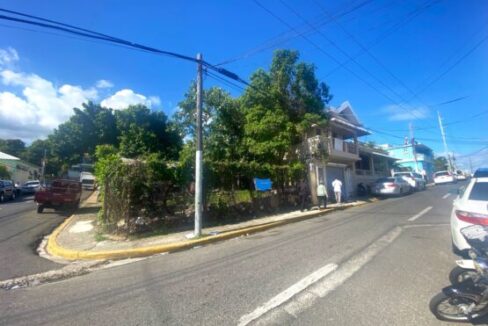 Commercial-Properties-next-to-the-Metro-Bus-Station-Puerto-Plata-For-Sale2-1-555x400-1