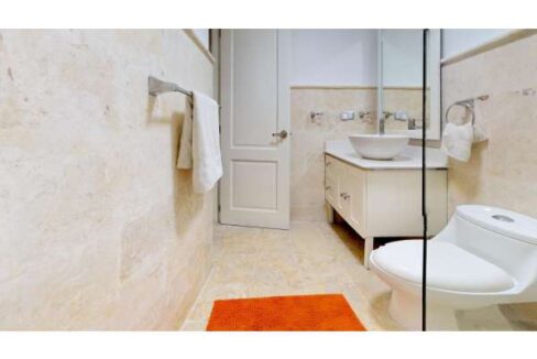 D-3-Grand-Laguna-Beach-Bathroom-11w600h450fill-to-fitFFFFFFsrc-altnoimage2