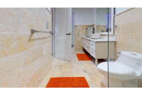 D-3-Grand-Laguna-Beach-Bathroom-21w600h450fill-to-fitFFFFFFsrc-altnoimage2