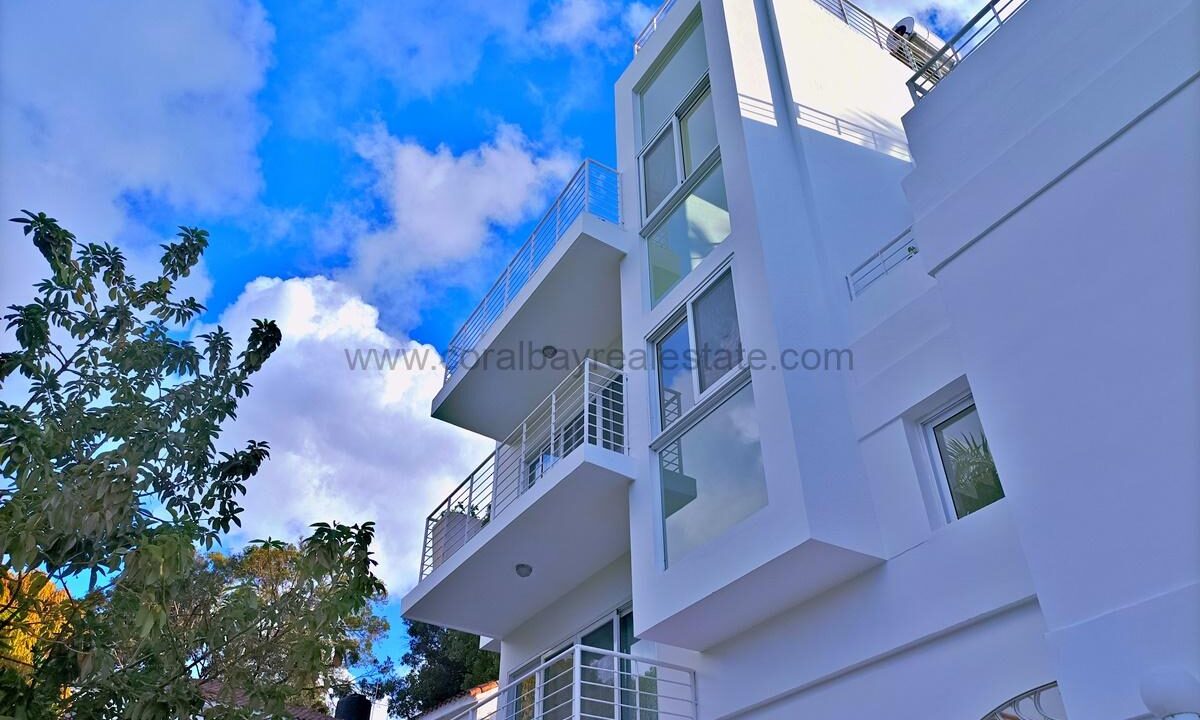 ESTERNO_02