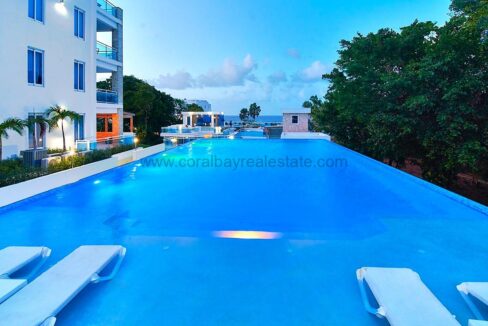 Infinity-Pool-3-1