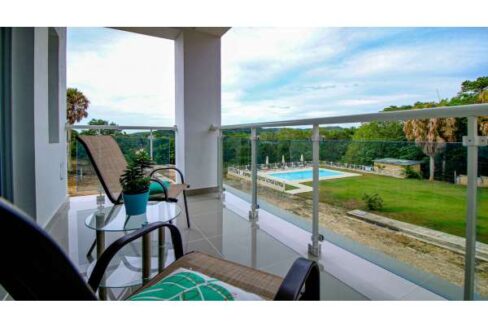 Terrace_with_View_of_Poolw600h450fill-to-fitFFFFFFsrc-altnoimage2