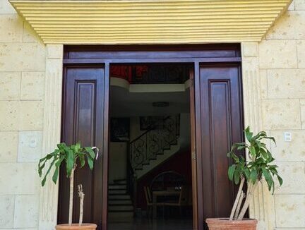 La-Maison-el-choco-for-sale-17-1-1-432x648
