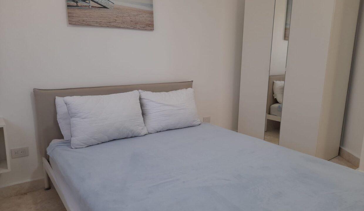 Bedroom 1a
