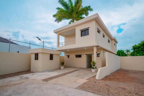 03-Sosua-villa-for-sale-1240x720