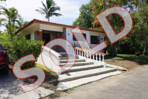 Casa-Linda-Villa-for-Sale-18-525x350