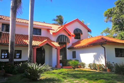 Dominican-republic-luxury-real-estate-1200x720