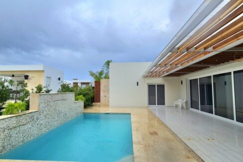 red-20231214_110520-1240x720